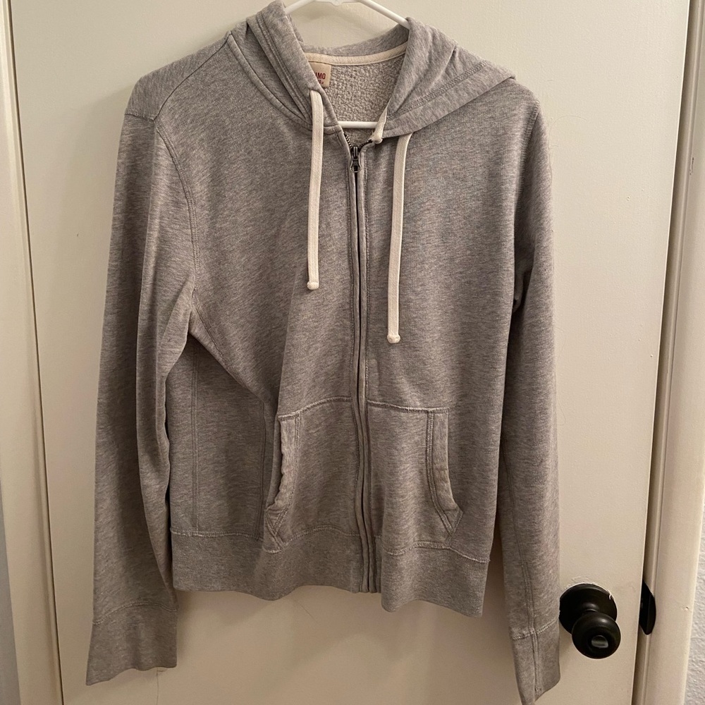 Great zip up sweatshirt.